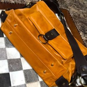 Leather shoulder strap bag